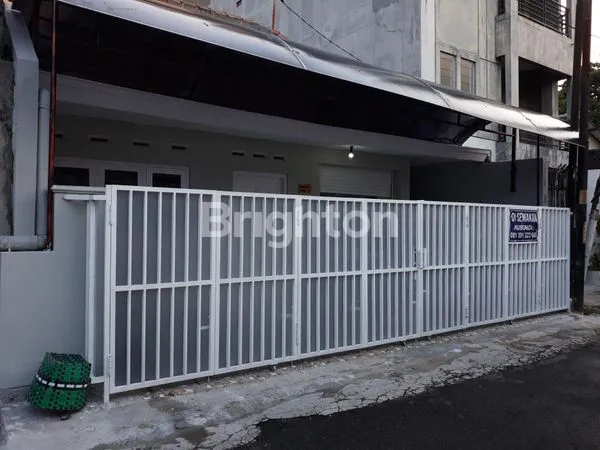 image RUMAH SIAP HUNI LOKASI STRATEGIS DI PENUMPING LAWEYAN SOLO (1)