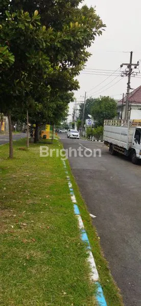 image RUMAH BARUK UTARA, LT 300M², DEKAT SUPERINDO (6)