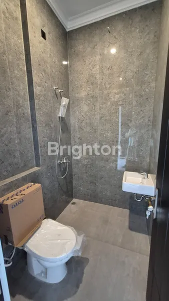 image PERUMAHAN GALAXY BUMI PERMAI ARAYA 2 AMERICAN CLASSIC MEWAH (7)