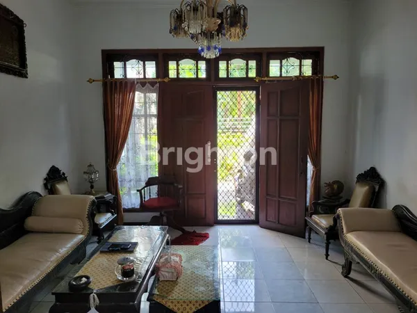 image RUMAH SIAP HUNI & TERAWAT  LOKASI STRATEGIS DEKAT UNAIR (6)