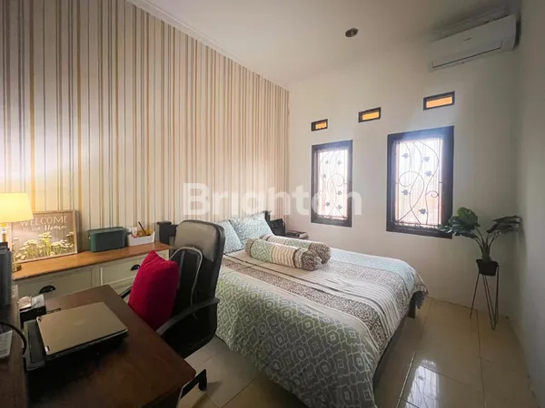image RUMAH LUAS 5 KAMAR DI TANJUNG BARAT, JAGAKARSA, AKSES MUDAH (5)