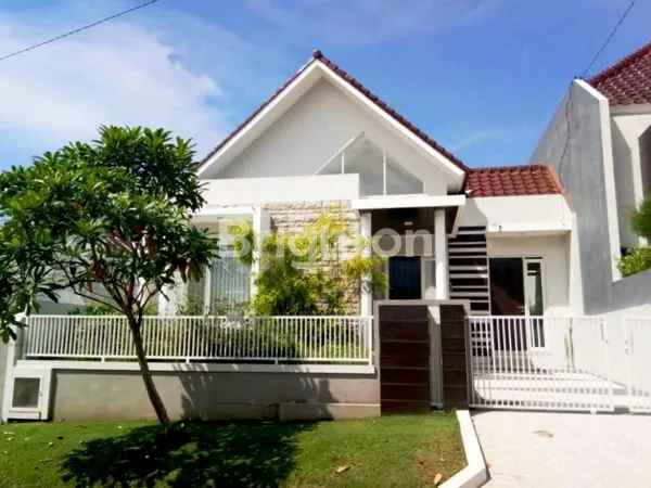 image RUMAH DISEWAKAN FULL FURNISHED DI AUSTINVILLE TIDAR MALANG (1)