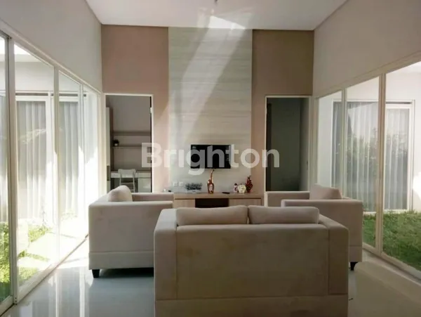 image RUMAH DISEWAKAN FULL FURNISHED DI AUSTINVILLE TIDAR MALANG (2)