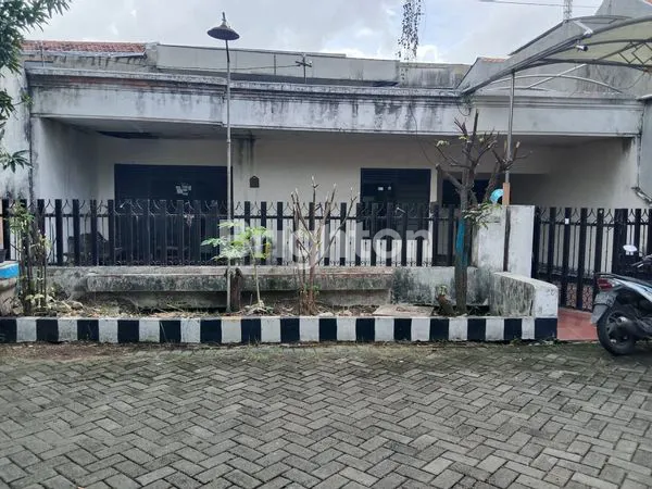 image RUMAH HITUNG TANAH SELANGKAH KE RAYA MERR (1)