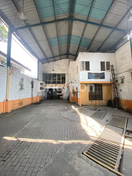 image GUDANG COCOK UNTUK EKSPEDISI NGAGEL PUCANG BRATANG (6)