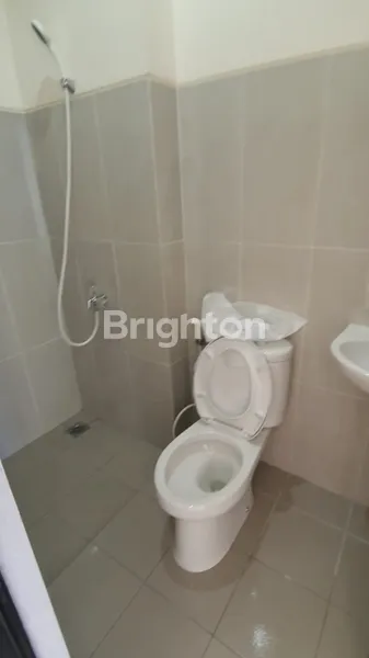 image RUKO SORRENTO, GADING SERPONG, SANGAT STRATEGIS, 2 LANTAI, RAMAI (6)