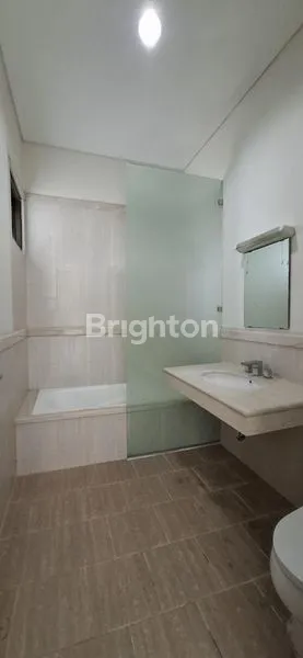 image RUMAH BESAR DI LINGKUNGAN ASRI DAN PRIVATE SELATAN KOTA BOGOR (6)