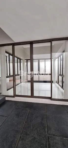 image RUMAH BESAR DI LINGKUNGAN ASRI DAN PRIVATE SELATAN KOTA BOGOR (8)