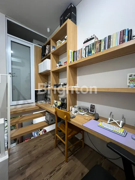 image RUMAH FLEEKHAUZ BSD CITY 4X10 SIAP HUNI SEMI FURNISH  (5)