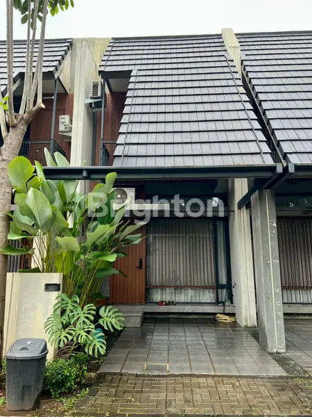 image RUMAH FLEEKHAUZ BSD CITY 4X10 SIAP HUNI SEMI FURNISH  (6)