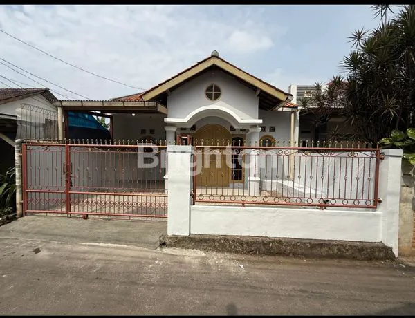 image RUMAH BAGUS SIAP HUNI DI JALAN H.BASIR PONDOK AREN TANGERANG SELATAN (1)