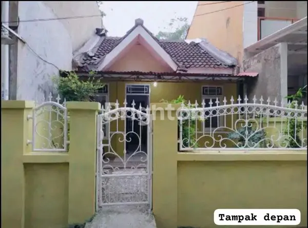 image JUAL RUMAH MUNGIL DI LOKASI STRATEGIS (1)