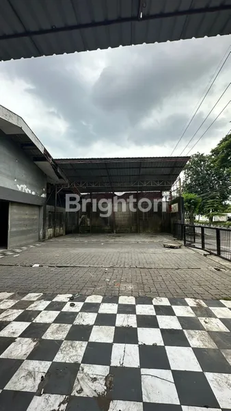 image EX BENGKEL DISEWAKAN – RAYA KENDANGSARI LOKASI STRATEGIS COCOK UNTUK USAHA & KOMERSIAL (1)