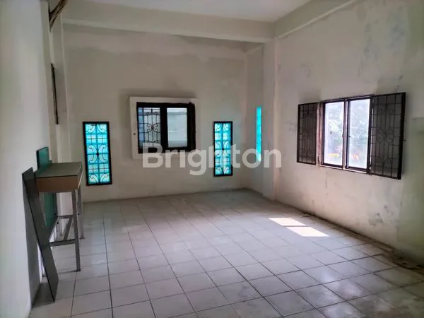 image DISEWAKAN RUKO 4LANTAI LOKASI STRATEGIS DI KEDOYA, JAKARTA BARAT (4)