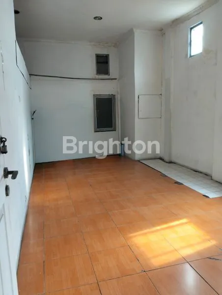 image RUMAH SIAP HUNI 3,5 LANTAI, DANAU SUNTER UTARA (1)