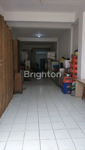image DISEWAKAN RUKO 3 LANTAI, LOKASI STRATEGIS DI KEDOYA, JAKARTA BARAT (2)