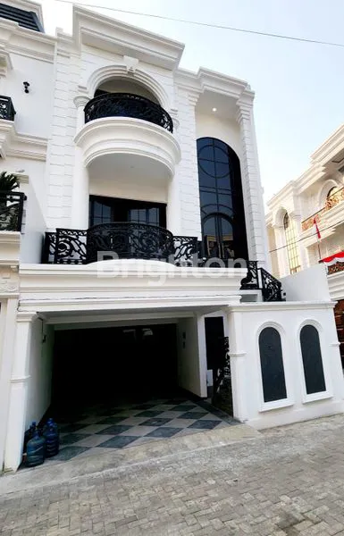 image HUNIAN EKSKLUSIF 3+2 KT DI PERMATA RESIDENCE (1)