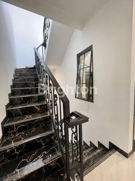 image HUNIAN EKSKLUSIF 3+2 KT DI PERMATA RESIDENCE (4)