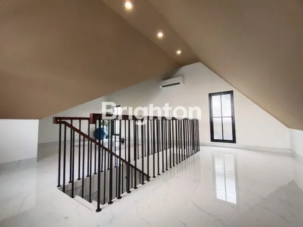 image WHITE HOUSE EXTENSION, RUMAH BARU GRESS DI DIAN ISTANA, WIYUNG (4)