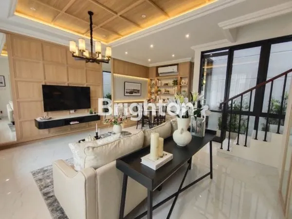 image WHITE HOUSE EXTENSION, RUMAH BARU GRESS DI DIAN ISTANA, WIYUNG (5)