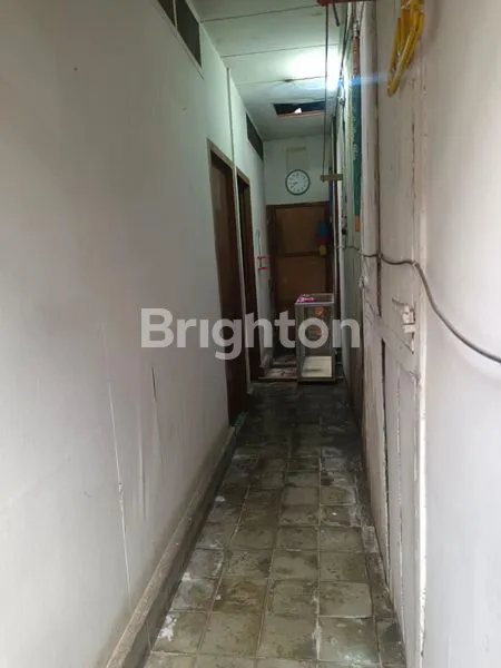 image RUMAH BISNIS DI JL. SUKOWATI, DEKAT PUSAT OLEH-OLEH (8)