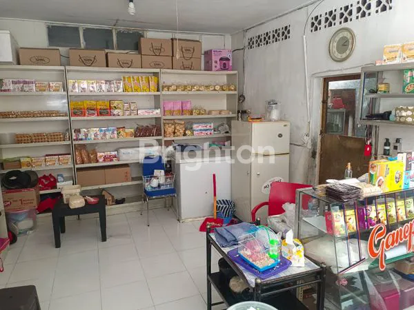image RUMAH BISNIS DI JL. SUKOWATI, DEKAT PUSAT OLEH-OLEH (3)