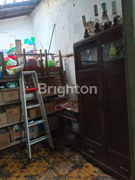 image RUMAH BISNIS DI JL. SUKOWATI, DEKAT PUSAT OLEH-OLEH (7)