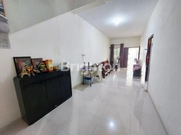 image HUNIAN STRATEGIS DI BATAM, 3 KT & DEKAT MALL (2)