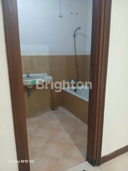 image RUMAH CITRALAND FULLERTON DEKAT GWALK, DEKAT KAMPUS UNESA LIDAH, DEKAT KAMPUS UC (7)