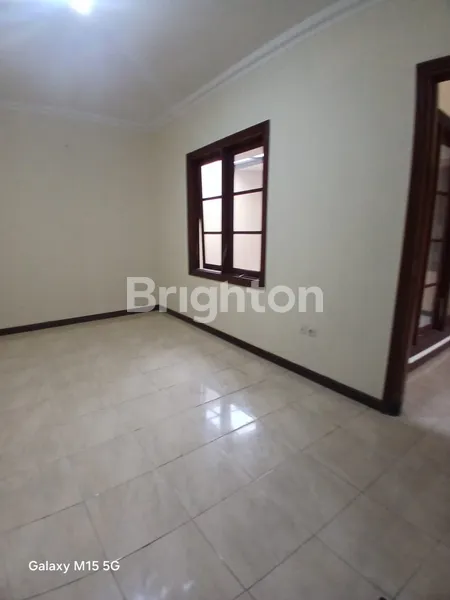 image RUMAH CITRALAND FULLERTON DEKAT GWALK, DEKAT KAMPUS UNESA LIDAH, DEKAT KAMPUS UC (8)