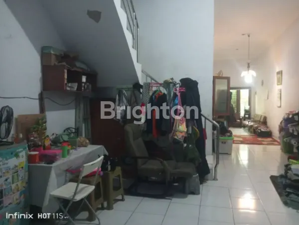 image RUMAH PADEMANGAN SHM 3 LANTAI LT 100M2 (-/+) (4)