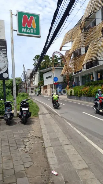 image SEWA RUKO 2 LANTAI CANGGU  (8)