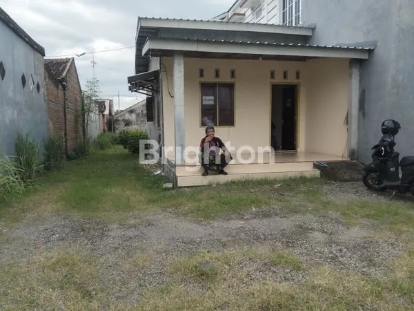 image SEWA RUMAH KAMPUNG DENGAN VIEW PERSAWAHAN (1)