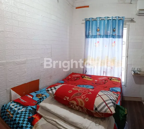 image RUMAH SUNTER SHM 3 LANTAI LB 150 M2 ROW JALAN 1 MOBIL (8)