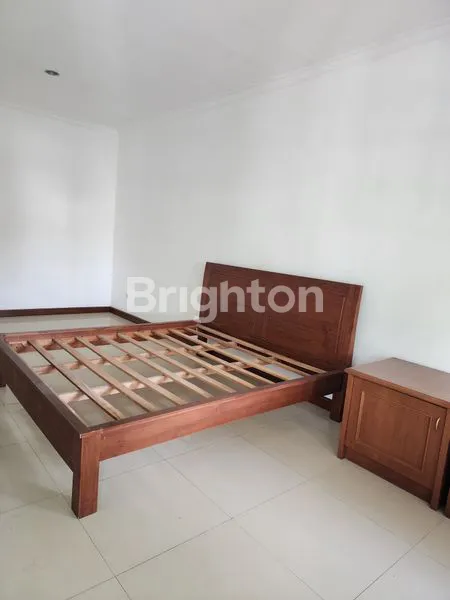 image RUMAH SEWA MEWAH DI KOTA WISATA (7)