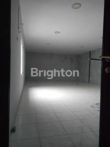 image GUDANG + KANTOR LUAS DI *RAYA KLETEK, SIDOARJO (6)