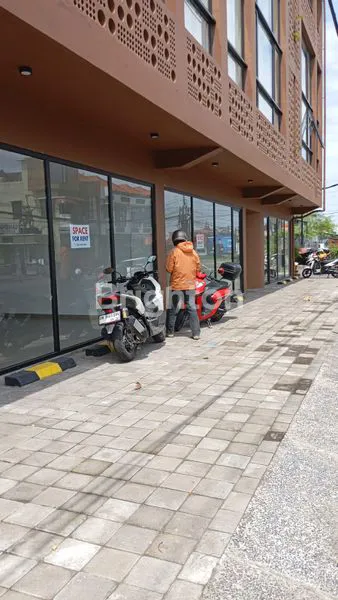 image DISEWAKAN RUANG USAHA / KOMERSIAL (3)