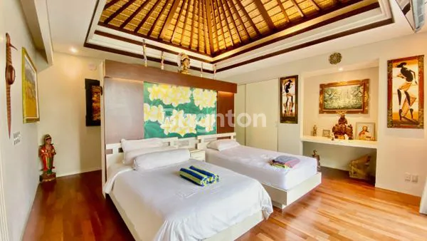 image VILLA DIJUAL DI KEDONGANAN (7)