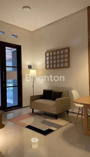 image DISEWAKAN RUMAH DENGAN FURNISH DI ARAYA DEKAT BINUS (1)