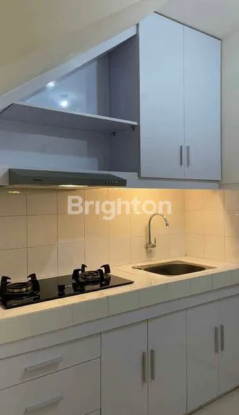 image DISEWAKAN RUMAH DENGAN FURNISH DI ARAYA DEKAT BINUS (4)