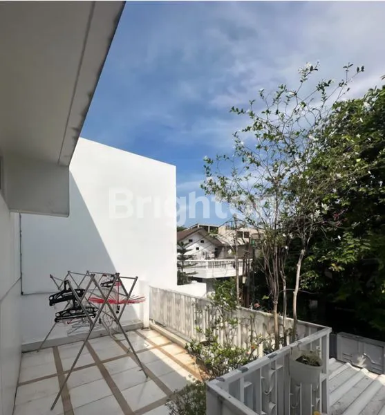 image RUMAH LUXURY MINIMALIS , PONDOK KELAPA , JAKARTA TIMUR (6)