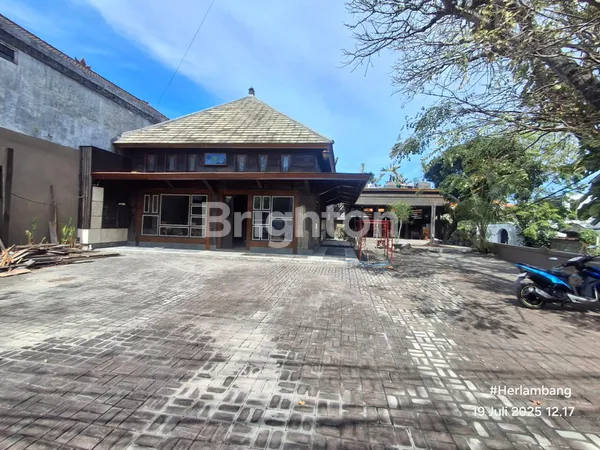 image DIJUAL RUMAH DI JALAN BYPASS NGURAH RAI, DENPASAR (3)