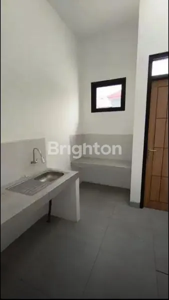 image RUMAH BARU 2 LANTAI TENGGILIS PRAPEN JEMURSARI (4)