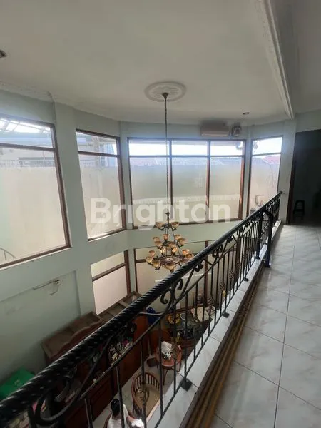 image RUMAH TENGAH KOTA DAERAH SURYALAYA BUAH BATU BANDUNG (4)