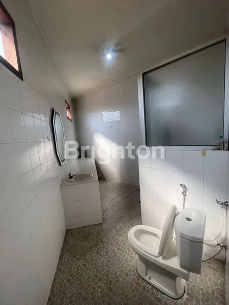 image RUMAH TENGAH KOTA DAERAH SURYALAYA BUAH BATU BANDUNG (6)