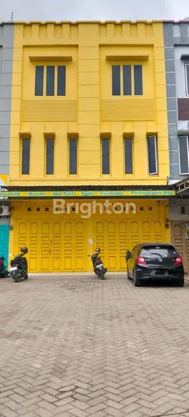 RUKO GANDENG DI MARELAN PASAR 3