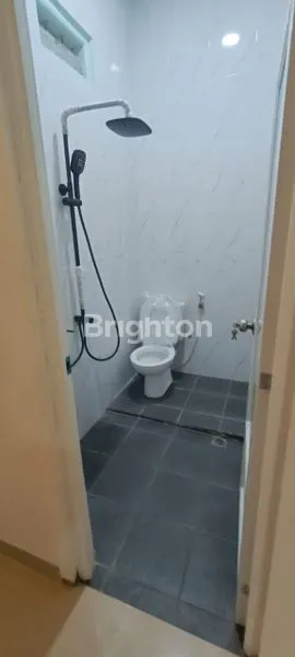 image RUMAH MODERN MINIMALIS SIAP HUNI, BARU GRESS PERUM MENGANTI PERMAI (4)