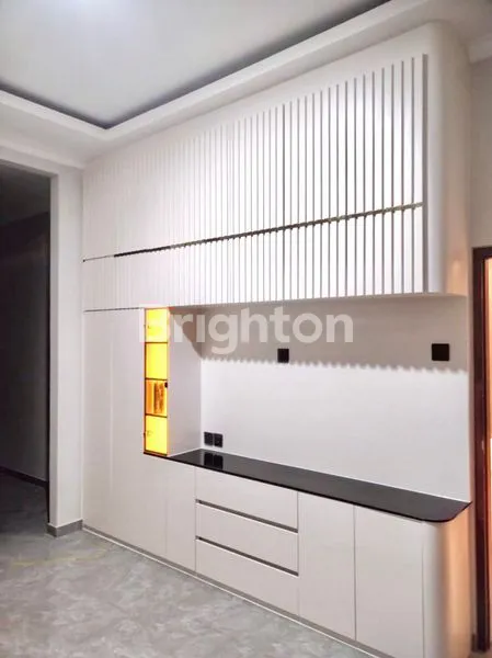 image RUMAH BARU MODERN DI SESETAN, SIAP HUNI & FULL FURNISH (7)