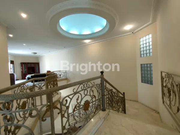 image SEWA RUMAH MEWAH SIAP HUNI DI PUSAT KOTA JALAN KECILUNG, SURABAYA (5)