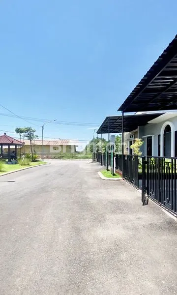 image RUMAH BARU GRAND SEDATI REGENCY  DEKAT KAMPUS UPN DAN MUDAH AKSES KE  TOL JUANDA (2)